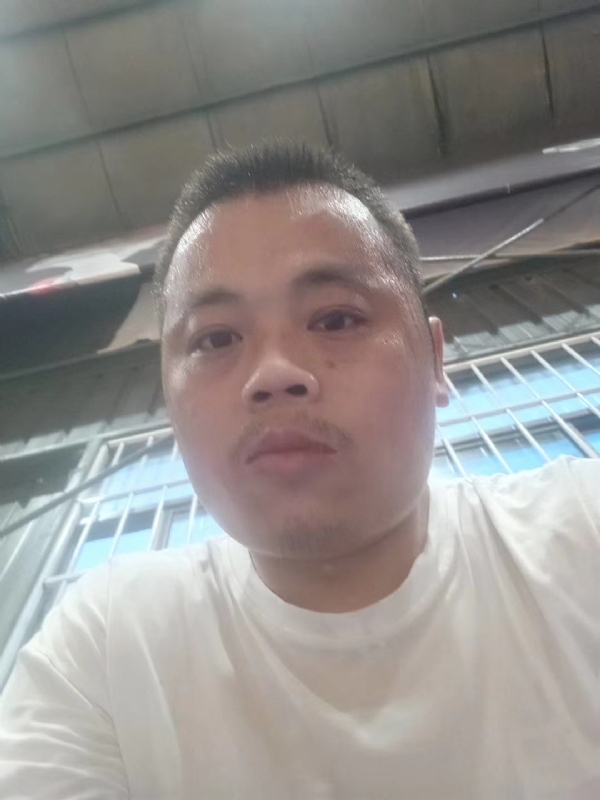 未完待旭的第一张照片--大连相亲服务中心