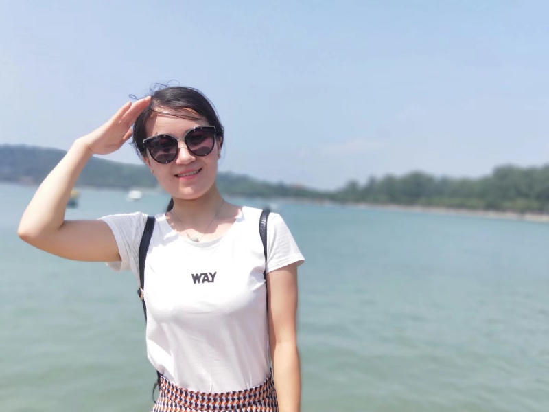 英子的第一张照片--大连相亲服务中心