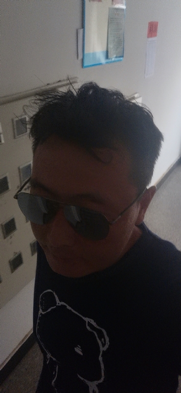 长腿欧巴的第一张照片--大连相亲服务中心