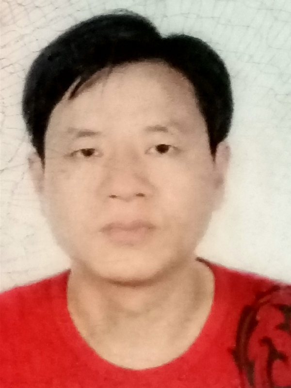 深拥你入怀的第一张照片--大连相亲服务中心