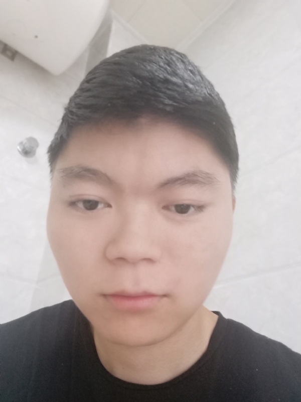 秦洋的第二张照片--大连相亲服务中心