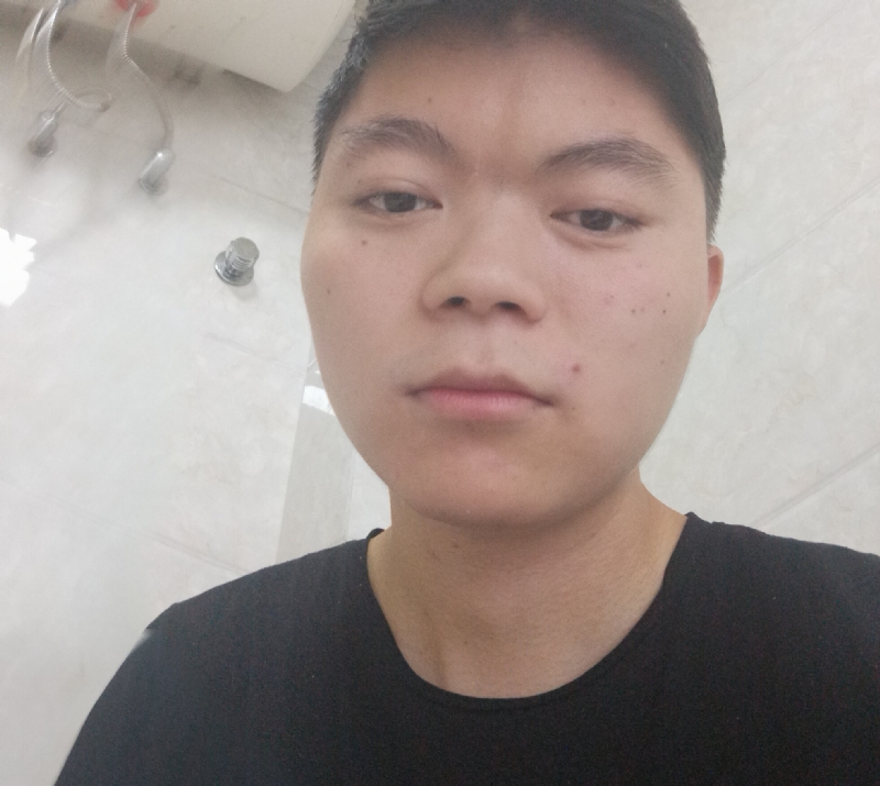 秦洋的第三张照片--大连相亲服务中心