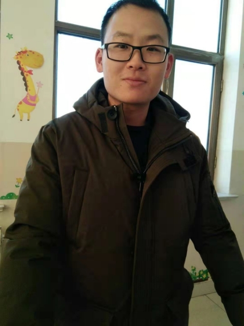 品上男人的第一张照片--大连相亲服务中心