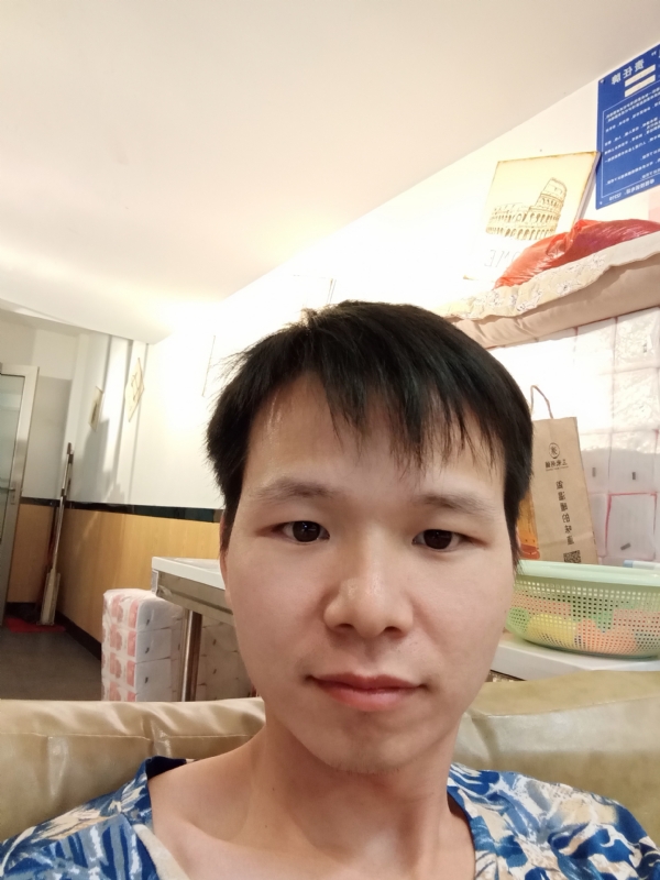 万里无云的第一张照片--大连相亲服务中心