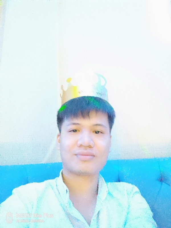 寻找另一半的第一张照片--大连相亲服务中心