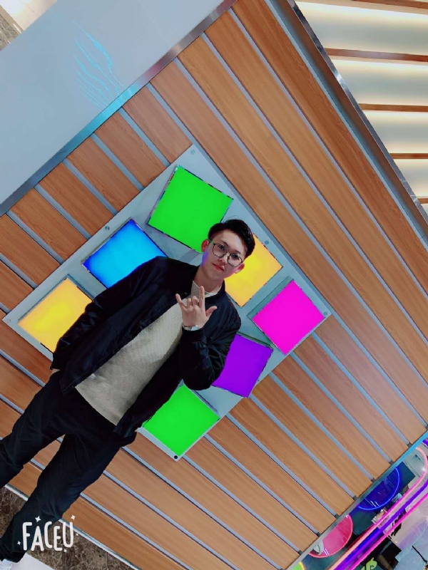 陪伴是最长情的告白的第一张照片--大连相亲服务中心