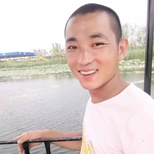 为你等候的第一张照片--大连相亲服务中心