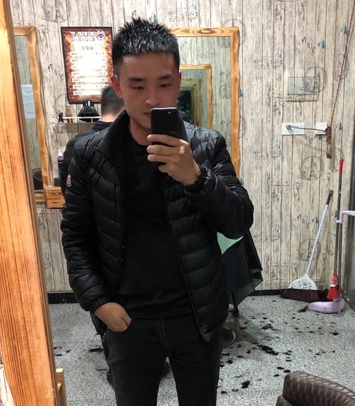 知足常乐的第二张照片--大连相亲服务中心