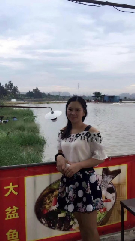 莹莹的第一张照片--大连相亲服务中心