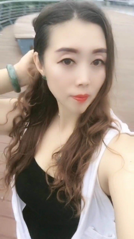 雨蝶的第三张照片--大连相亲服务中心