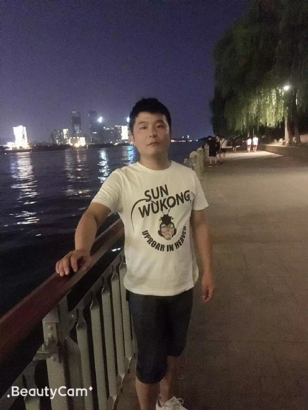 古月的第一张照片--大连相亲服务中心