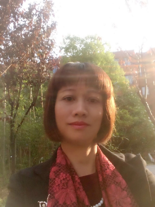 张馨方的第一张照片--大连相亲服务中心