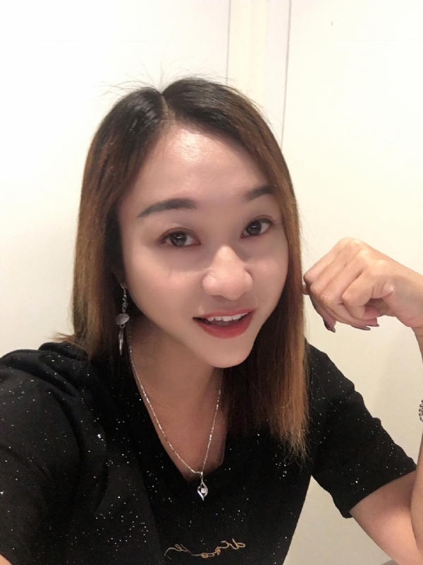 小蜜蜂??的第一张照片--大连相亲服务中心