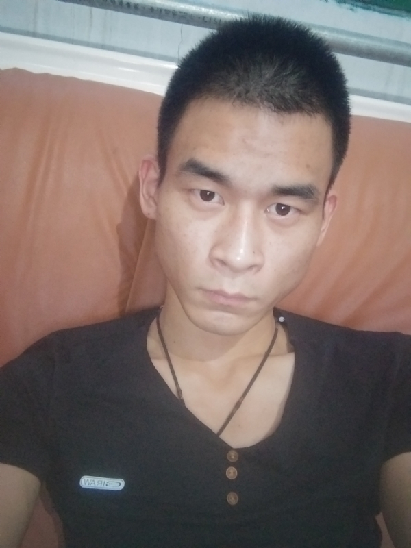 单身狗一枚的第一张照片--大连相亲服务中心