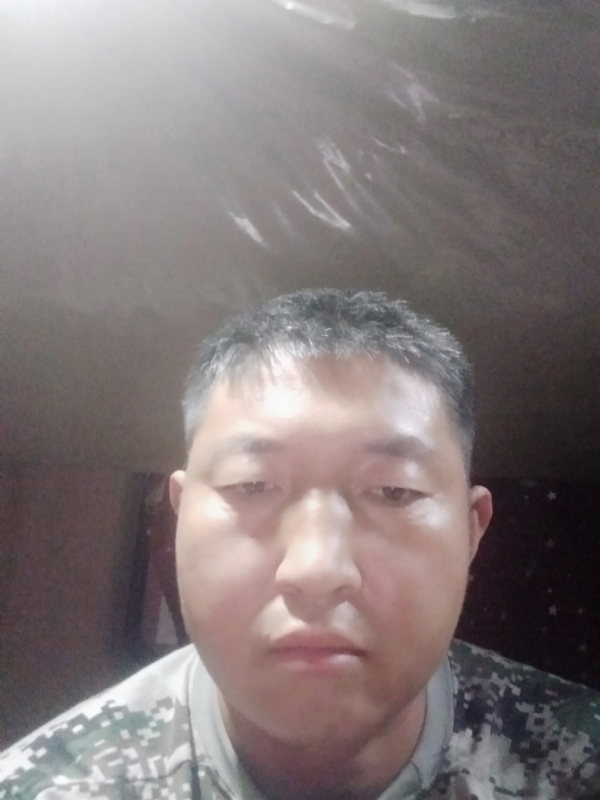 雪山浪子的第一张照片--大连相亲服务中心