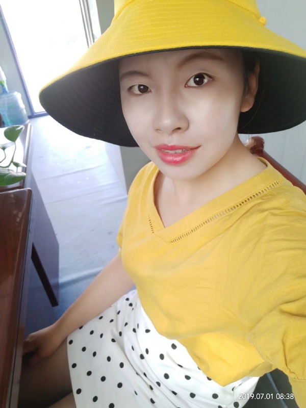 依若萱的第一张照片--大连相亲服务中心