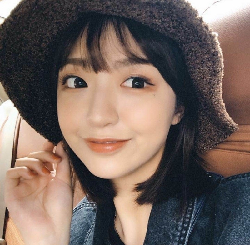 李雅容的第一张照片--大连相亲服务中心