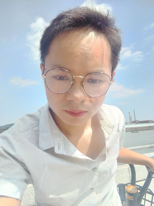 楠呐的第三张照片--大连相亲服务中心