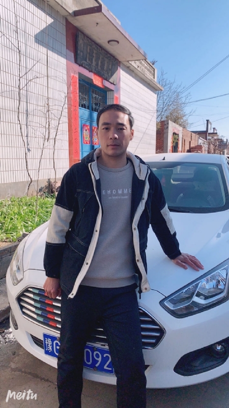 一片云的第一张照片--大连相亲服务中心