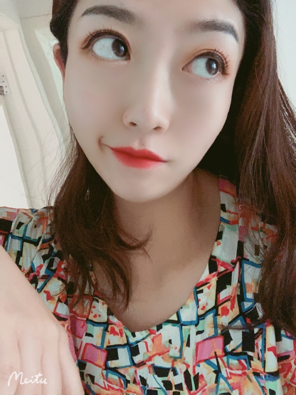 小布丁的第一张照片--大连相亲服务中心