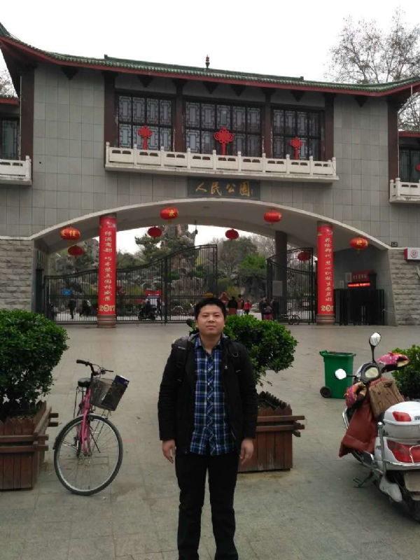 在奋斗的第四张照片--大连相亲服务中心