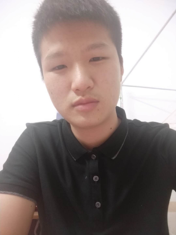 邓先生的第一张照片--大连相亲服务中心