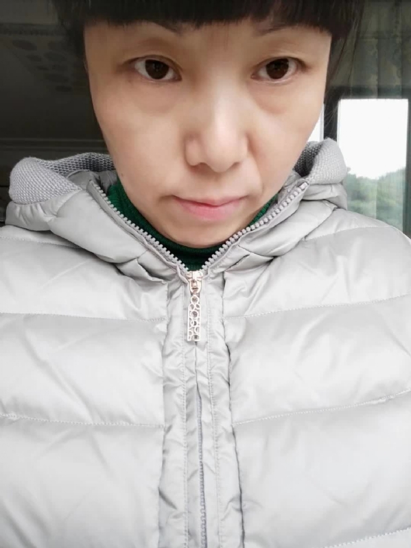 一抹幽蓝的第一张照片--大连相亲服务中心