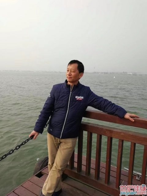 相爱一生的第一张照片--大连相亲服务中心