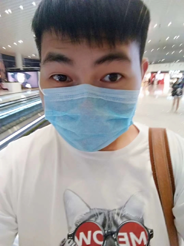 咔咔一顿的第一张照片--大连相亲服务中心