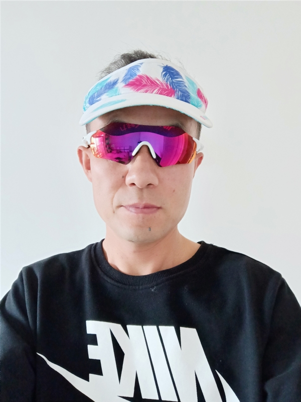 在路上的第一张照片--大连相亲服务中心