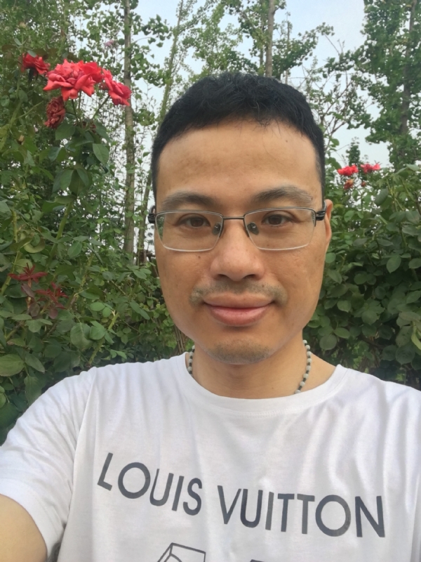 牛仔哥的第二张照片--大连相亲服务中心