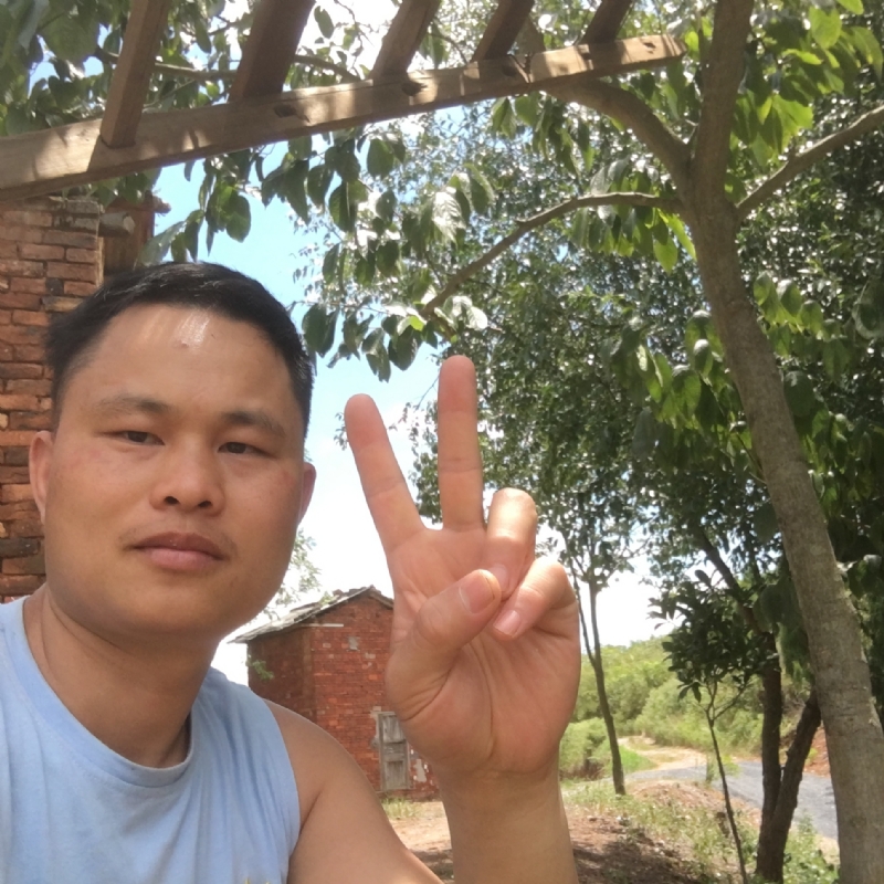 郴州王婆说媒的第三张照片--大连相亲服务中心