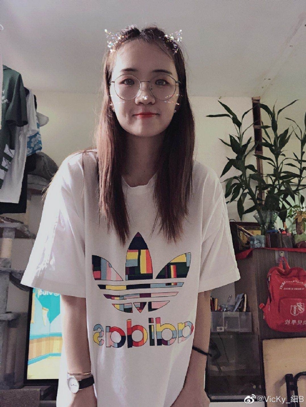 丁美洁的第一张照片--大连相亲服务中心