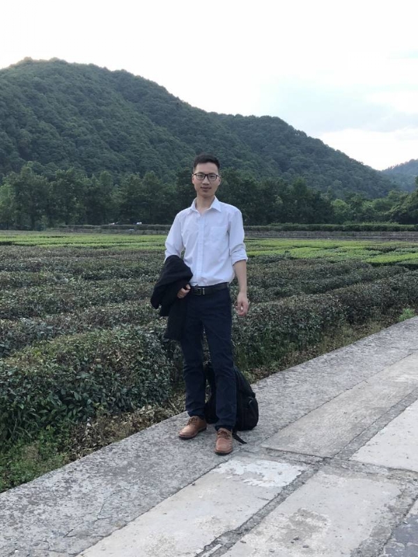 盛夏果实的第一张照片--大连相亲服务中心