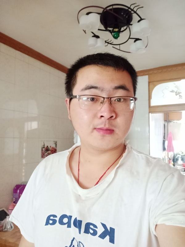 于磊的第一张照片--大连相亲服务中心