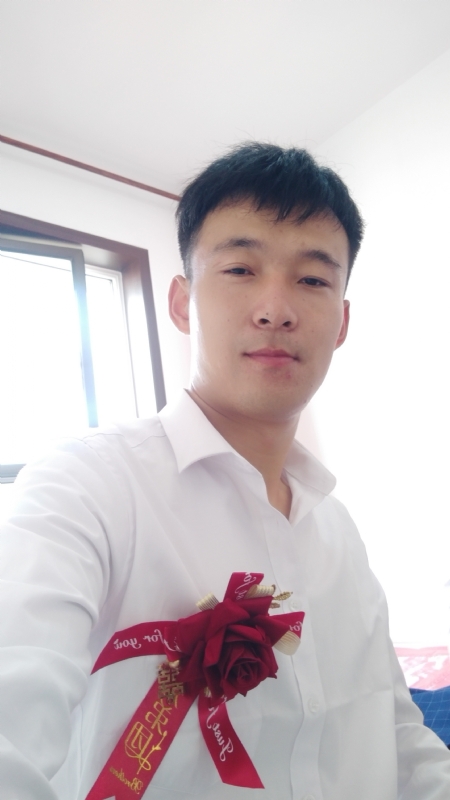 阳阳的第一张照片--大连相亲服务中心