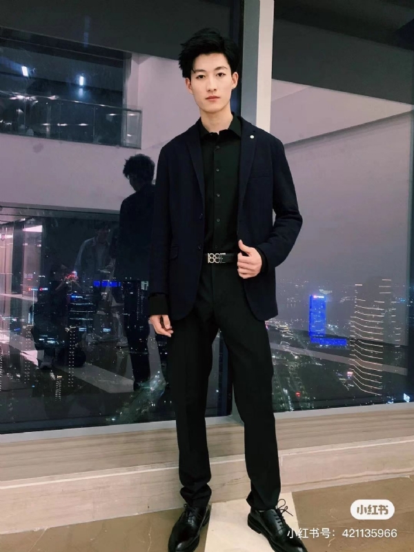 请来爱我的第二张照片--大连相亲服务中心