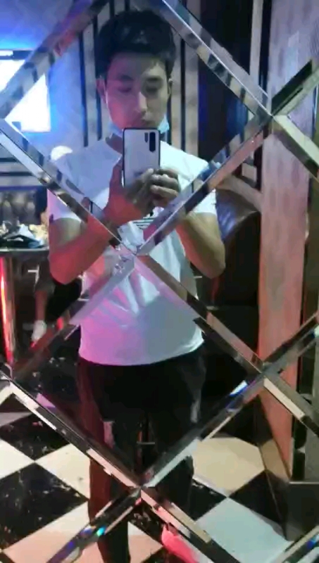 暖心的第一张照片--大连相亲服务中心