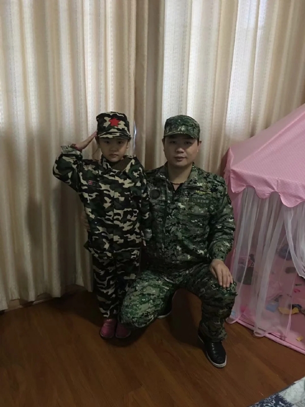 俗人的第一张照片--大连相亲服务中心