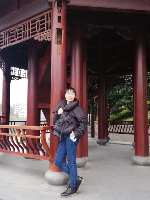 篱落的第一张照片--大连相亲服务中心