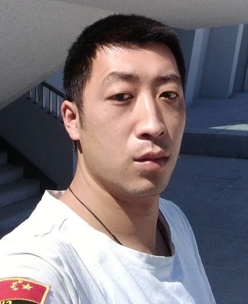 小小的第一张照片--大连相亲服务中心