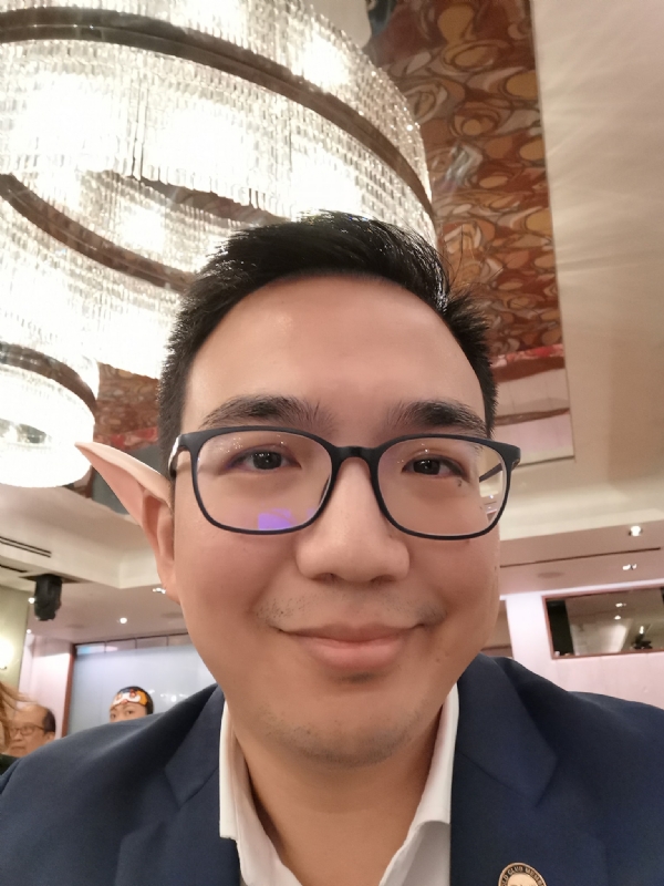 KenChow的第一张照片--大连相亲服务中心