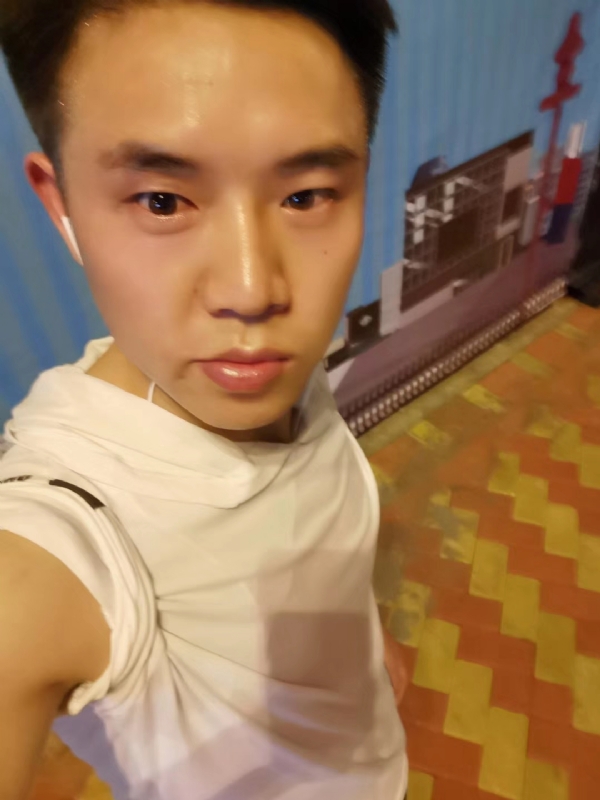 小雷的第三张照片--大连相亲服务中心