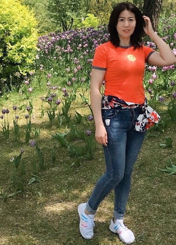 华的第一张照片--大连相亲服务中心