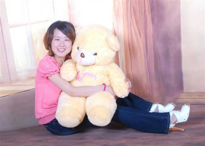 素雅的第一张照片--大连相亲服务中心