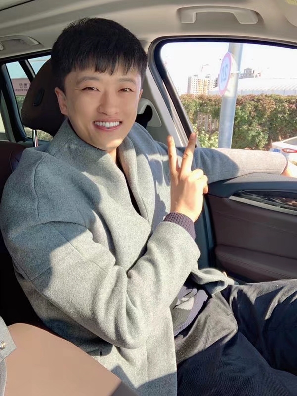 炫甫的第一张照片--大连相亲服务中心