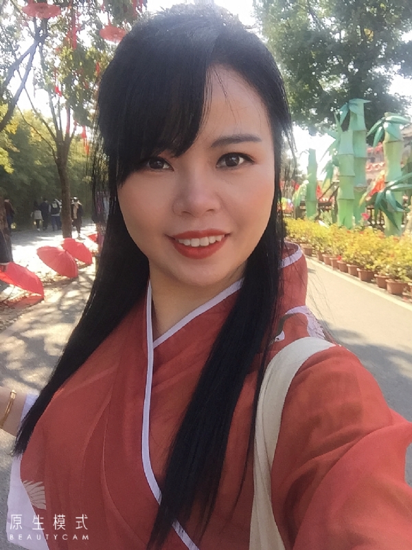 妮妮的第一张照片--大连相亲服务中心