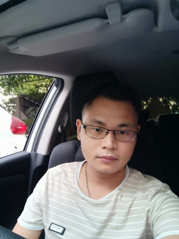 水明的第一张照片--大连相亲服务中心