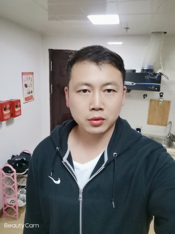 暖暖的风的第一张照片--大连相亲服务中心