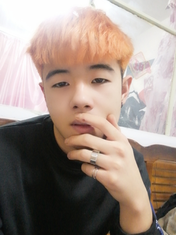 钟宇诗的第一张照片--大连相亲服务中心